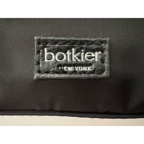 Botkier New York Trigger Backpack Small Black Polyester Lightweight Pockets NWT - Picture 5 of 12